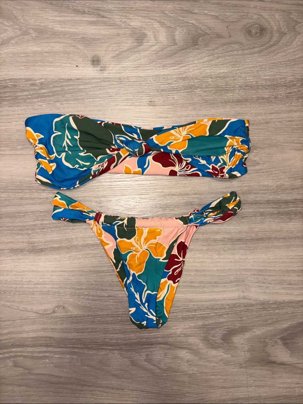 Stone Fox Swim Set